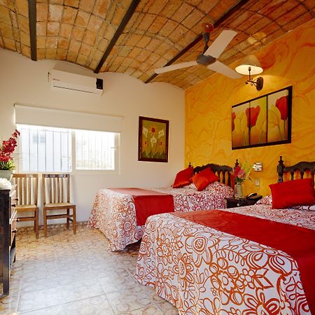 Hotel Posada De Roger Puerto Vallarta Eksteriør billede