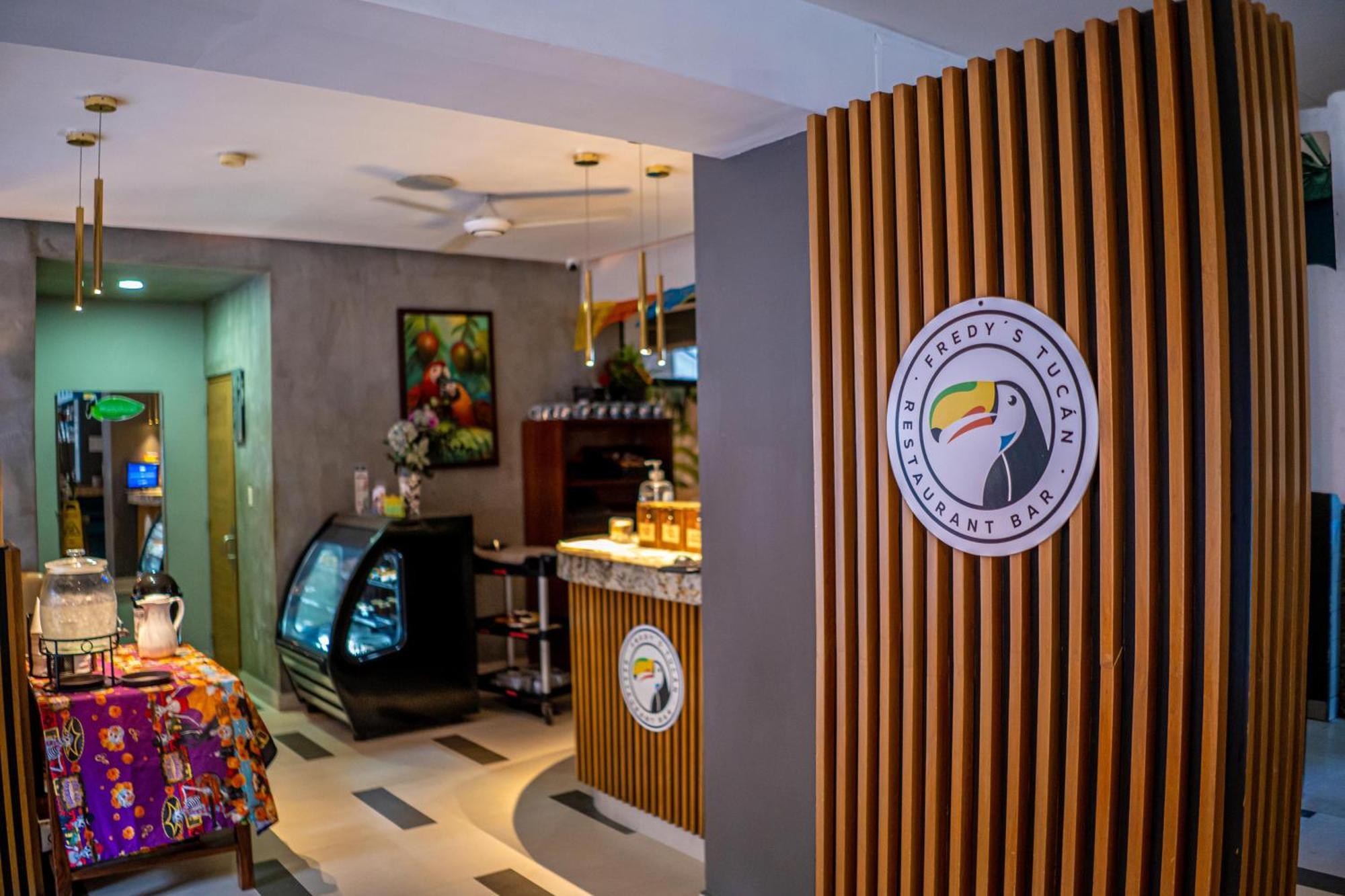 Hotel Posada De Roger Puerto Vallarta Eksteriør billede