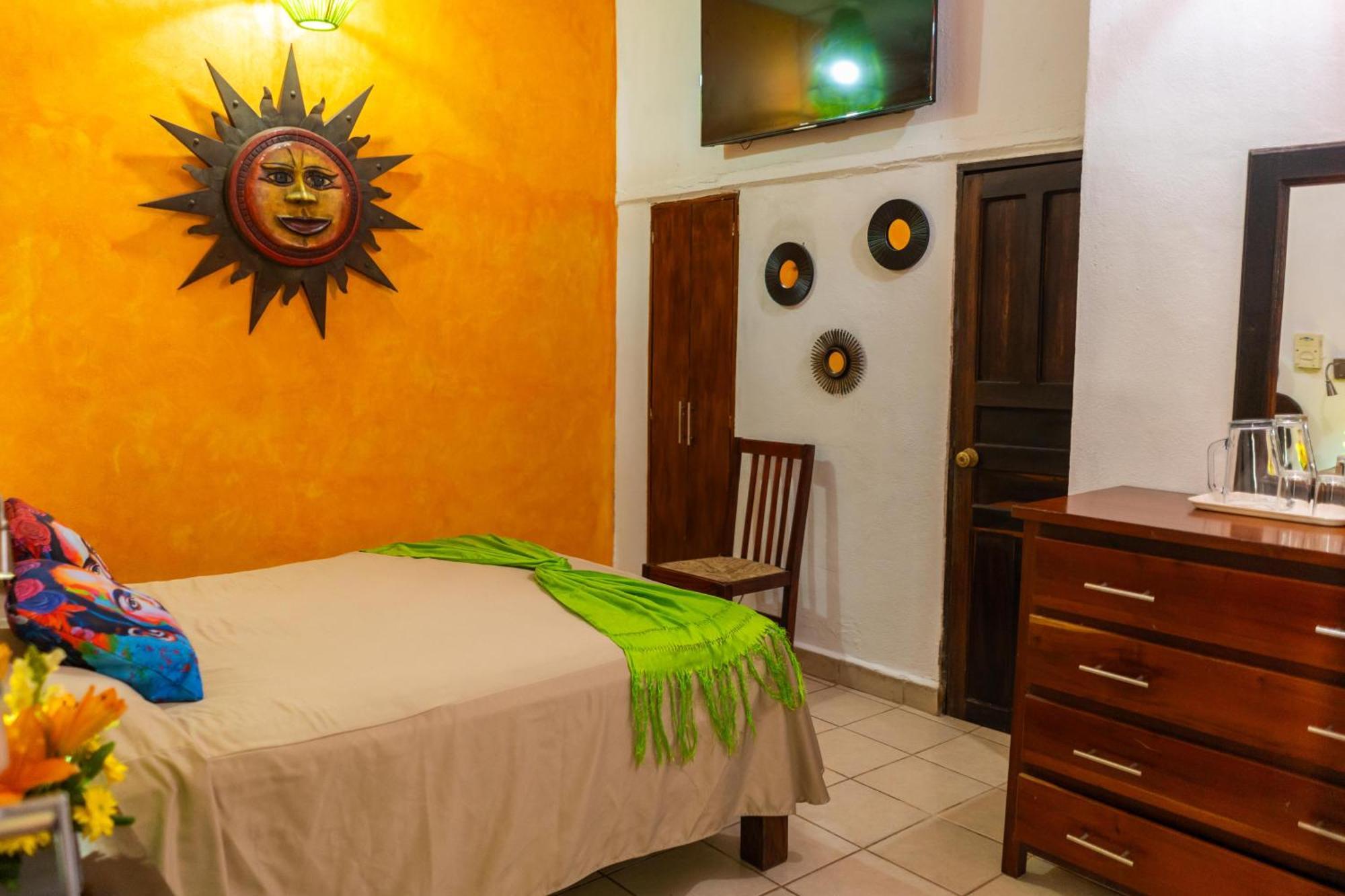 Hotel Posada De Roger Puerto Vallarta Eksteriør billede
